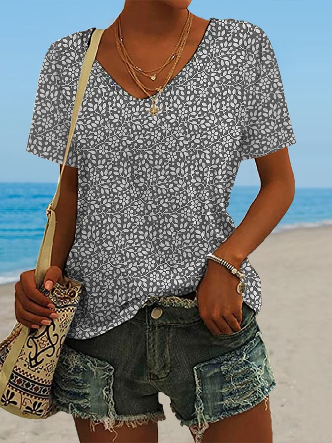 🔥Best Match🔥Women's Hawaiian Vacation Print Casual V-Neck T-Shirt